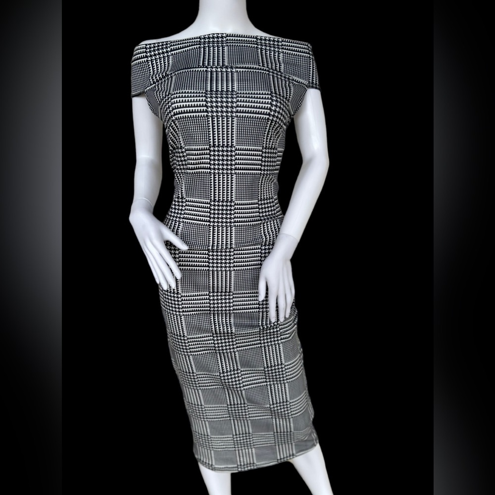 CBR NWT Houndstooth Print Off Shoulder Sheath Dress